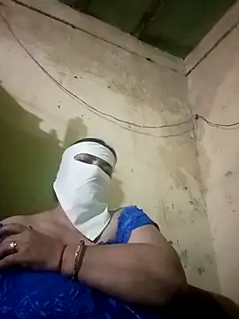 Snapshot of Love-890 chatting on October 2025 05:03:01 PM Love-890 online show from October 2025 05:03:01 PM