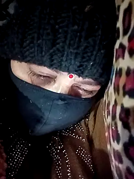 Snapshot of Love-890 chatting on December 2025 03:17:01 PM Love-890 online show from December 2025 03:17:01 PM