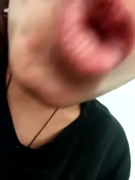 Aaisha-16 online show from March 2026 03:12:01 AM