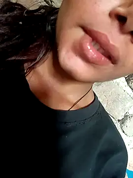 Aaisha-16 online show from March 2026 03:41:02 AM