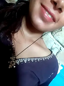 Aaisha-16 online show from April 2026 04:46:02 AM