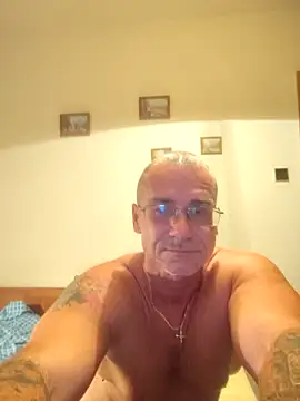 chcem1975 online show from September 2025 08:54:01 PM