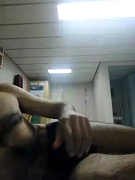 Snapshot of Alecumload chatting on December 2025 02:02:02 PM Alecumload online show from December 2025 02:02:02 PM