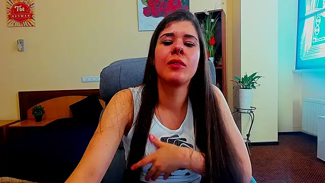 Joannia online show from October 2025 07:05:02 AM