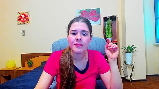 Joannia online show from November 2025 08:13:01 AM