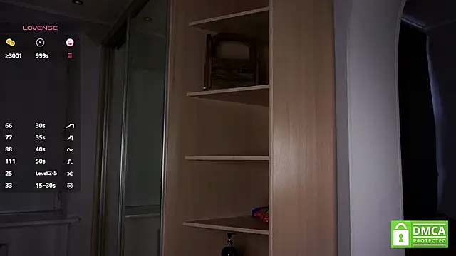 RenaeConnerley online show from October 2025 04:00:02 AM