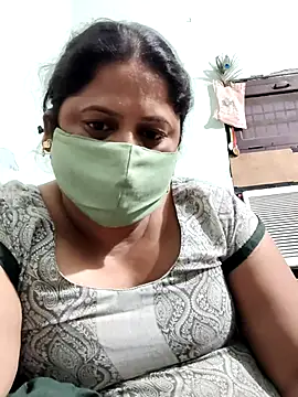 Mmm143 online show from October 2025 09:48:01 PM