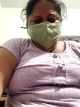 Mmm143 online show from October 2025 05:56:01 PM