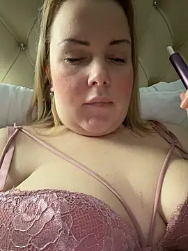 Snapshot of Piccolamonella29 chatting on January 2026 01:21:02 AM Piccolamonella29 online show from January 2026 01:21:02 AM