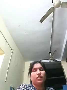 aliya-jaan71 online show from February 2026 06:44:02 PM