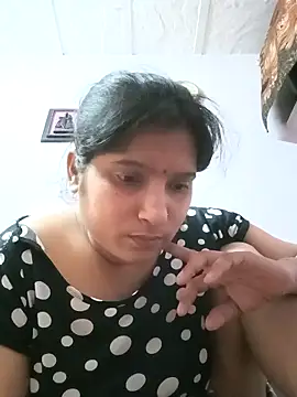aliya-jaan71 online show from May 2026 02:30:01 AM