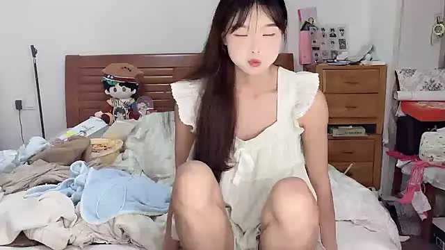 Akong11 online show from October 2025 08:35:01 AM