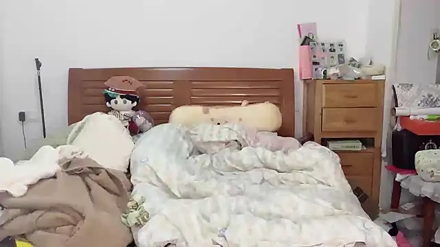 Akong11 online show from October 2025 10:58:01 PM