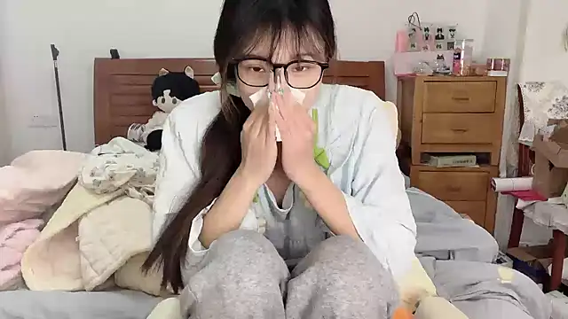 Akong11 online show from November 2025 04:47:01 AM