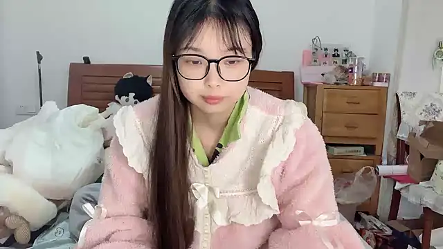 Akong11 online show from November 2025 02:36:01 AM