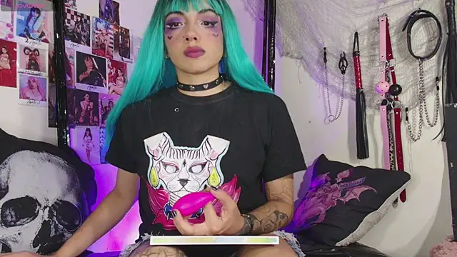 agathaaiko6 online show from September 2025 12:03:02 AM