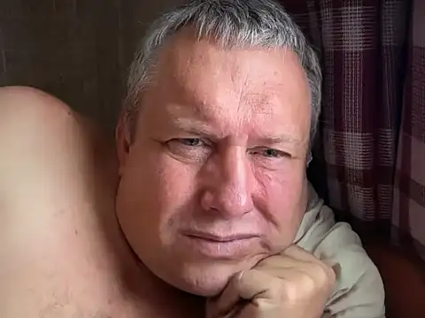 evulis1 online show from September 2025 10:38:02 AM