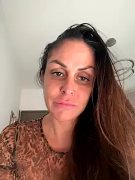 ainaht online show from November 2025 01:12:02 PM