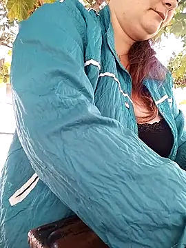 Snapshot of Flacara100 chatting on September 2025 12:32:01 PM Flacara100 online show from September 2025 12:32:01 PM