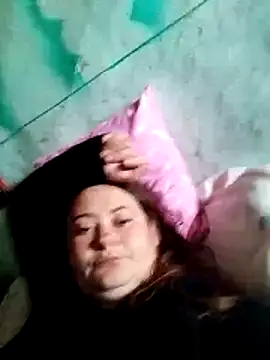 Snapshot of Flacara100 chatting on October 2025 05:48:02 AM Flacara100 online show from October 2025 05:48:02 AM