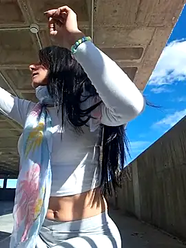 Lauraxxsteen online show from October 2025 02:12:01 PM