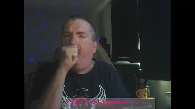 Snapshot of Sex_and_loves chatting on November 2025 03:45:02 PM Sex and loves online show from November 2025 03:45:02 PM