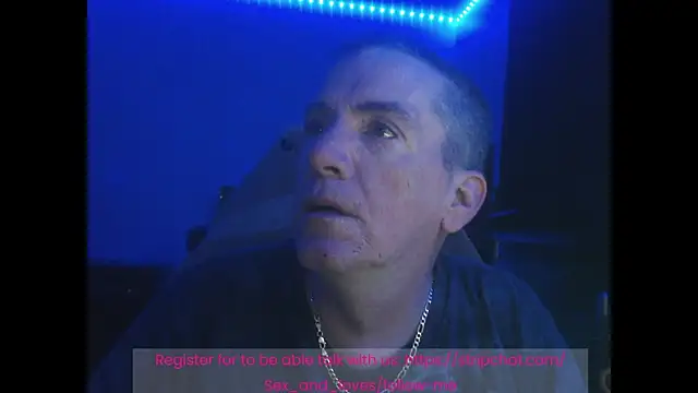 Snapshot of Sex_and_loves chatting on November 2025 02:44:01 AM Sex and loves online show from November 2025 02:44:01 AM