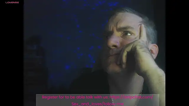 Snapshot of Sex_and_loves chatting on November 2025 02:54:02 AM Sex and loves online show from November 2025 02:54:02 AM