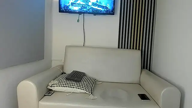 toji luxxer online show from October 2025 02:03:02 AM