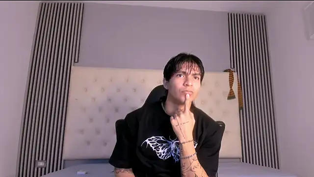 toji luxxer online show from November 2025 08:44:01 PM