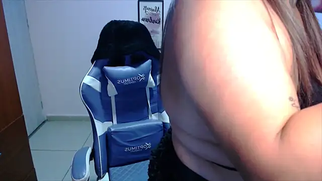 KENYEVANS online show from October 2025 01:09:01 AM