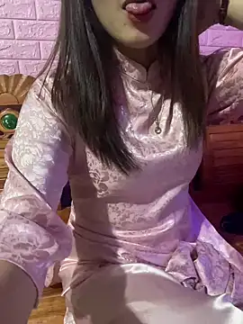 Moon pusy online show from February 2026 03:52:02 PM