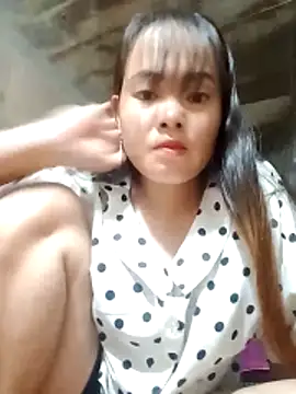 emilyzz online show from October 2025 01:11:01 PM