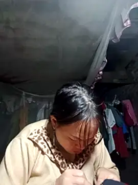 Snapshot of emilyzz chatting on February 2026 02:54:02 AM emilyzz online show from February 2026 02:54:02 AM