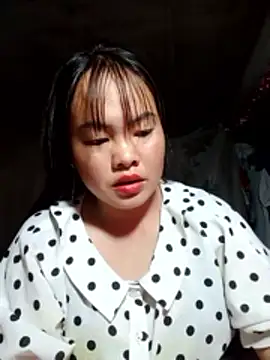 Snapshot of emilyzz chatting on February 2026 03:22:02 AM emilyzz online show from February 2026 03:22:02 AM