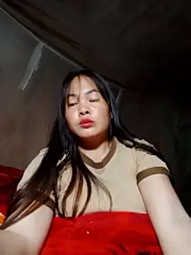 emilyzz online show from March 2026 01:06:01 PM