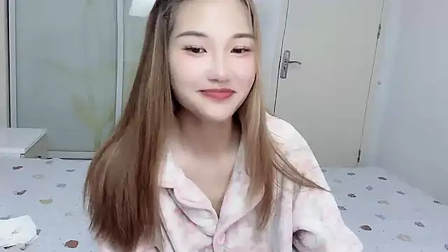 W-Sunflower online show from October 2025 06:14:02 AM