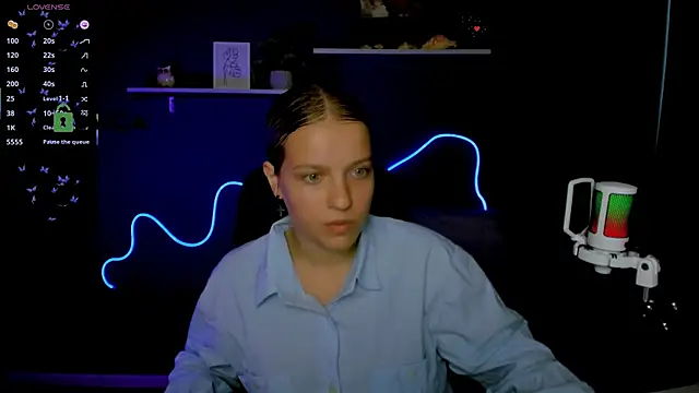 kaela spell  online show from October 2025 01:21:01 PM