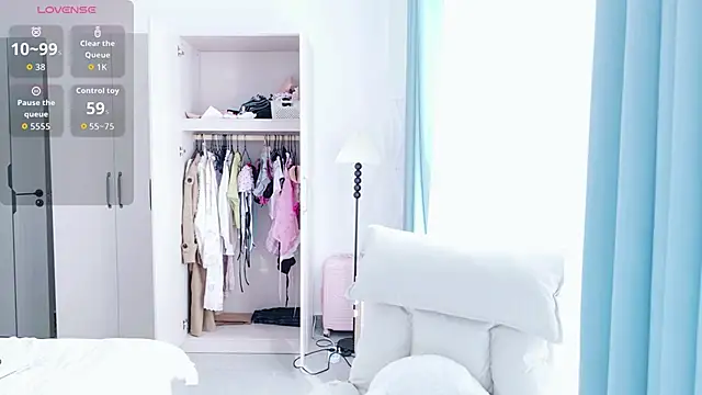 schoolgirl-nurse online show from November 2025 07:51:01 AM