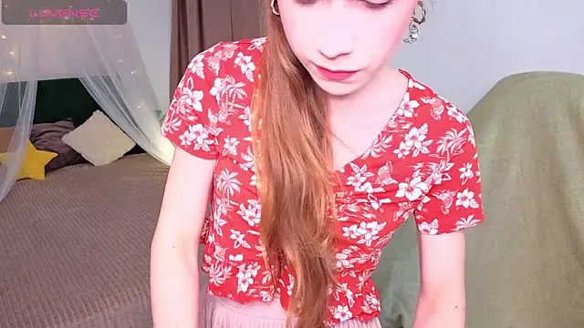 KarenSmitht online show from September 2025 03:28:02 PM