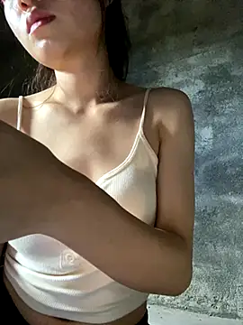 Bella sexy98 online show from November 2025 04:13:01 AM