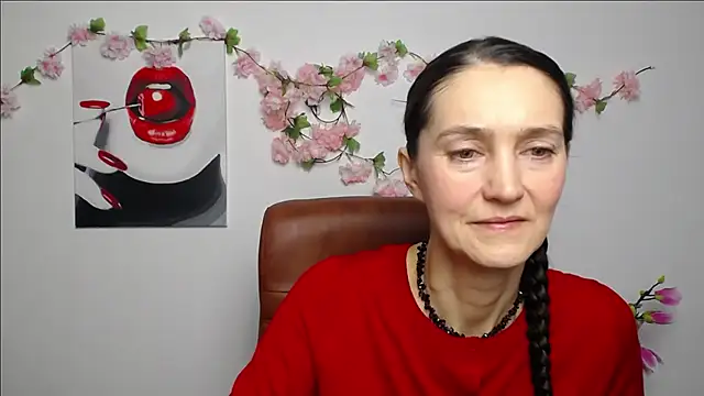 Snapshot of TayaFinch chatting on November 2025 01:21:02 PM TayaFinch online show from November 2025 01:21:02 PM