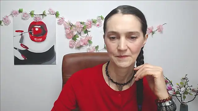 Snapshot of TayaFinch chatting on November 2025 01:10:02 PM TayaFinch online show from November 2025 01:10:02 PM