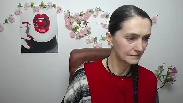 Snapshot of TayaFinch chatting on November 2025 01:25:02 PM TayaFinch online show from November 2025 01:25:02 PM