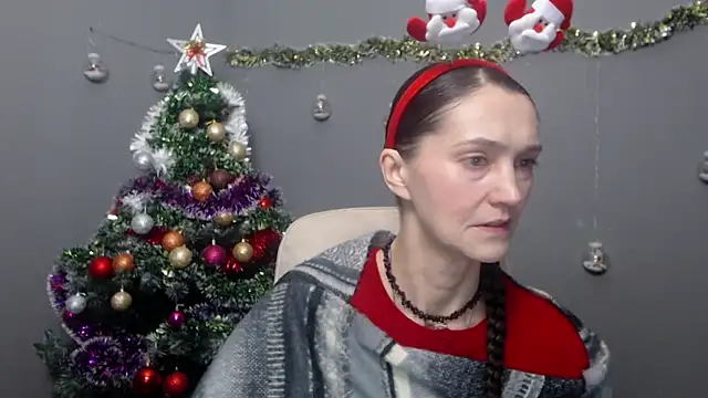 TayaFinch online show from December 2025 01:30:01 PM