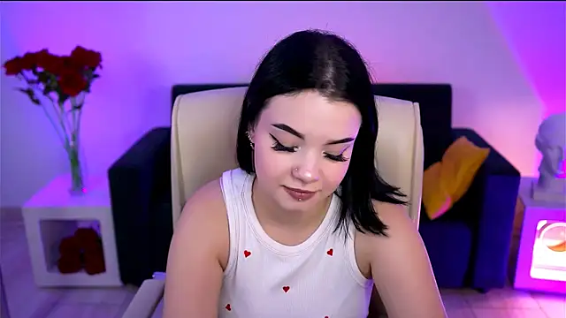 leslierowe  online show from September 2025 04:08:02 PM