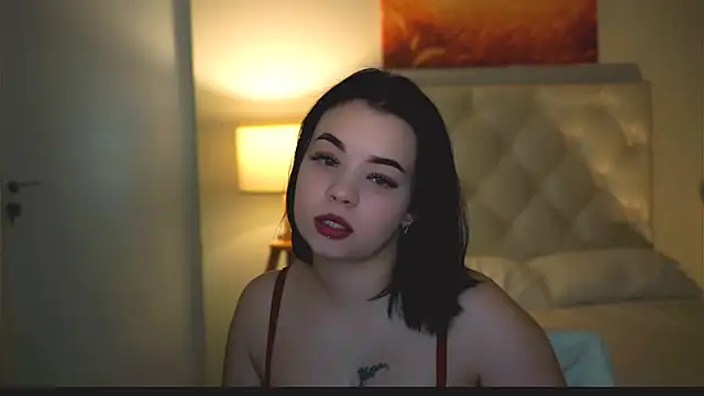 leslierowe  online show from September 2025 04:54:01 PM