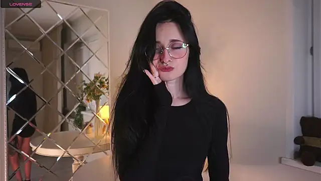 DarcyAspacio online show from September 2025 11:24:01 AM