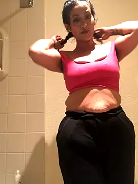 Snapshot of juiicy001 chatting on November 2025 11:31:02 AM juiicy001 online show from November 2025 11:31:02 AM