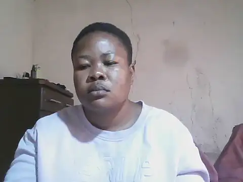 Bustyass93 online show from October 2025 08:23:01 AM